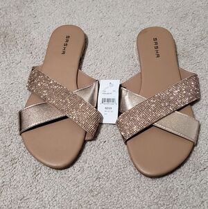 Sasha Rhinestone Crossover Flat Sandals. Size: 9
